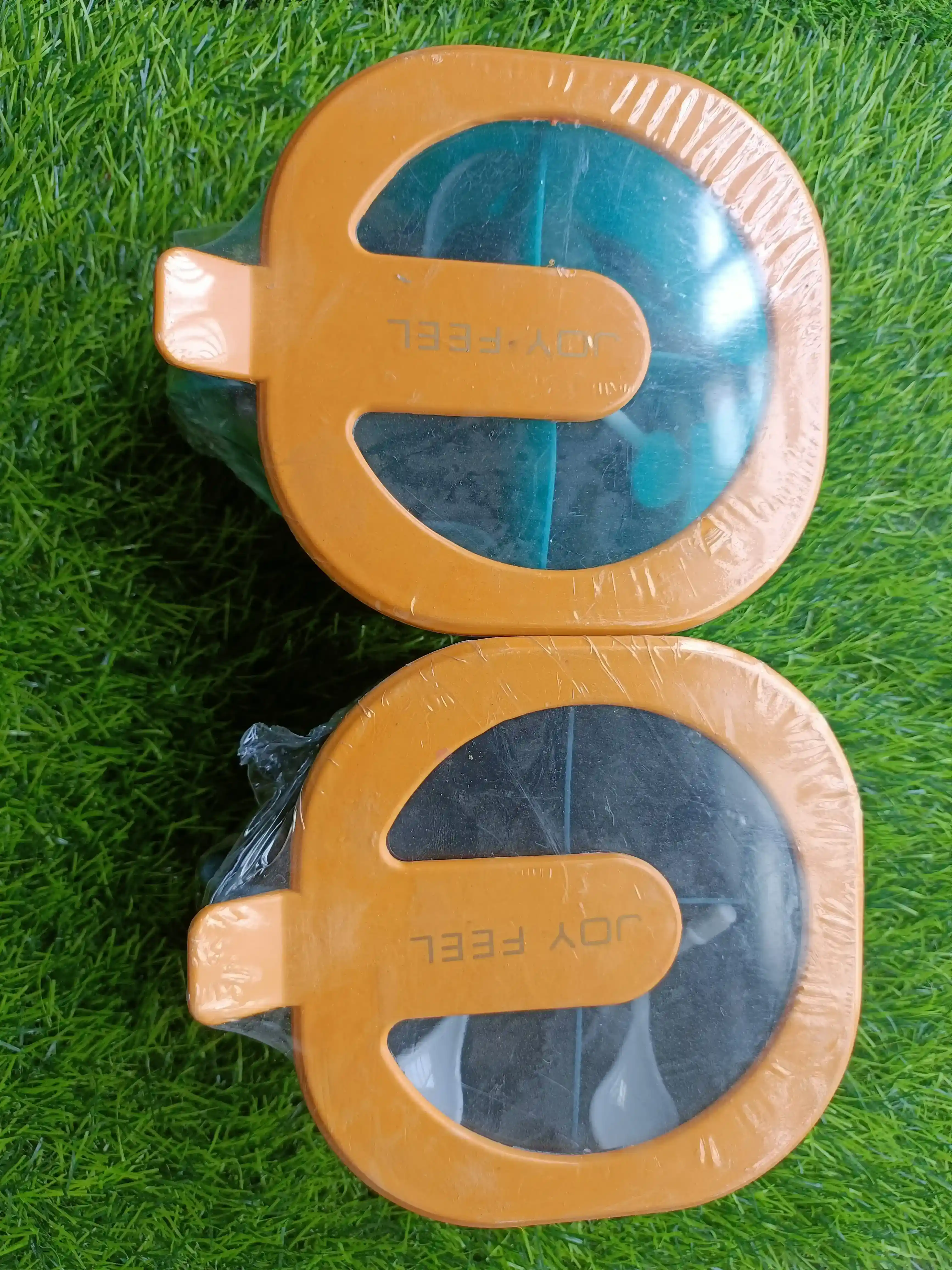 Large Spice kit 4 section with spoons